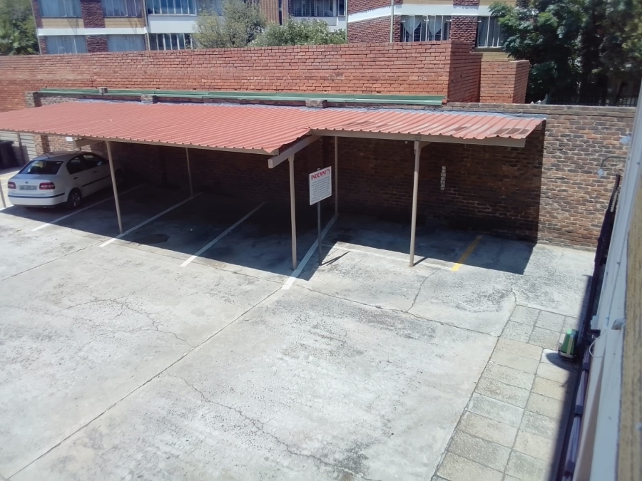 3 Bedroom Property for Sale in Lower Bo-dorp North West